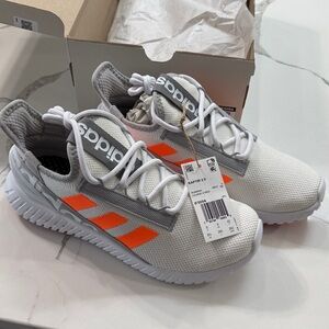NIB Mens Adidas Kaptir 2.0 Running Course A Pied  size 8.5